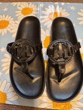Tommy Hilfiger Black Logo Thong Sandals